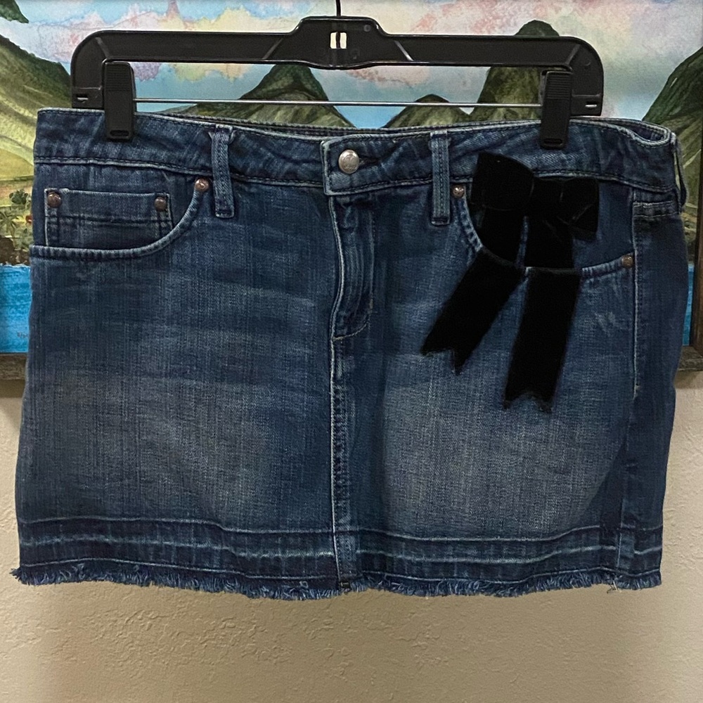 Original Juicy Couture Denim Mini Skirt with Black Velvet Bow 🖤